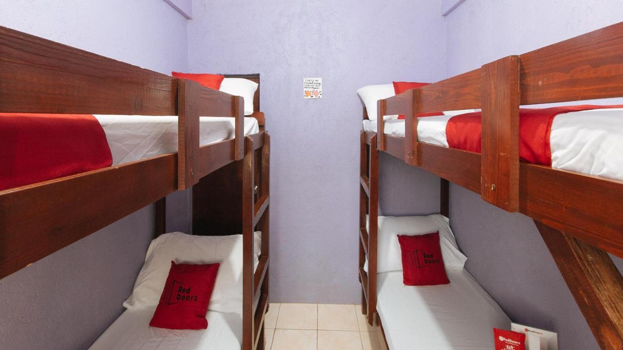 Bernwoods Extyn B&B Dormitory Iloilo City Eksteriør billede